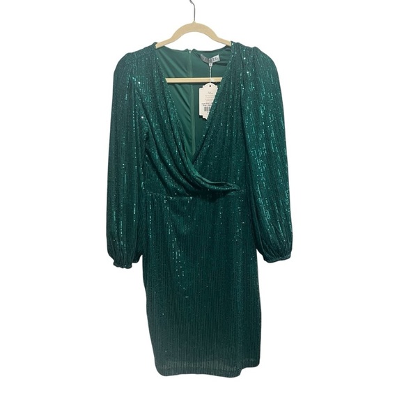 Ivy City Co Jagger Dress in Green Sequin in size Small, New with Tags - Picture 4 of 8